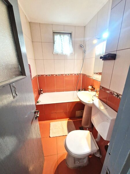 Drumul Taberei, Parc Moghioros confort 1,